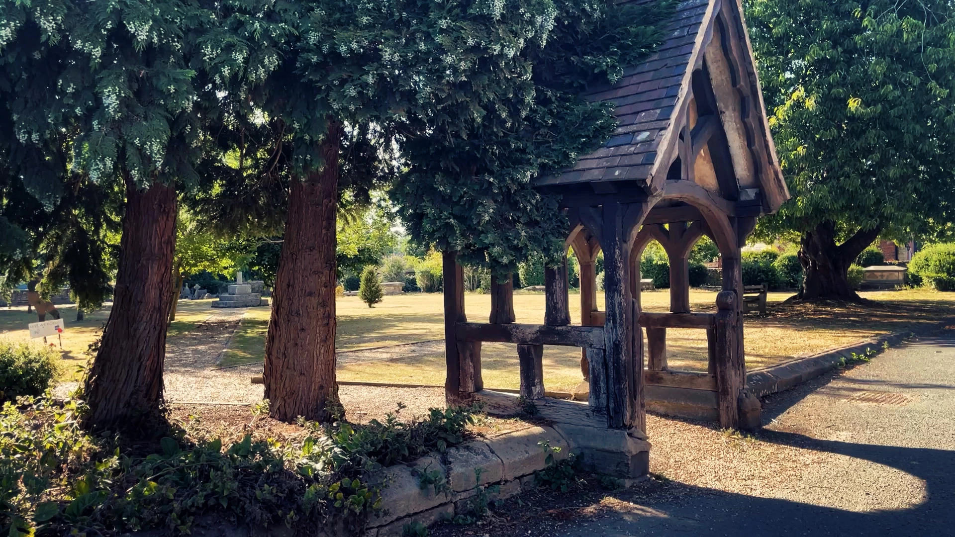 Remembrance_Garden_Gate_03